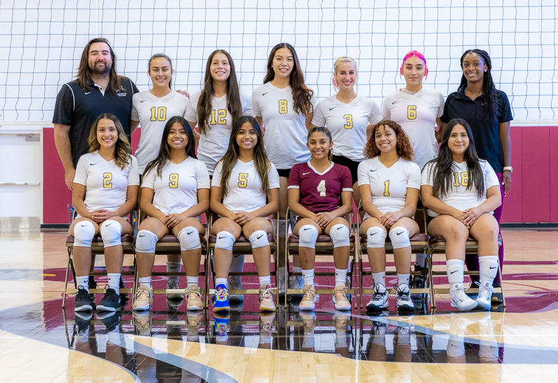 2022-23 Vollyeball Team